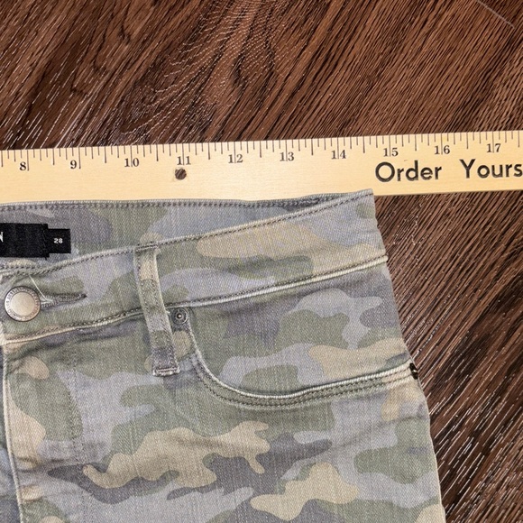 Hudson Barbara Super Skinny Camo Jeans - Picture 7 of 9